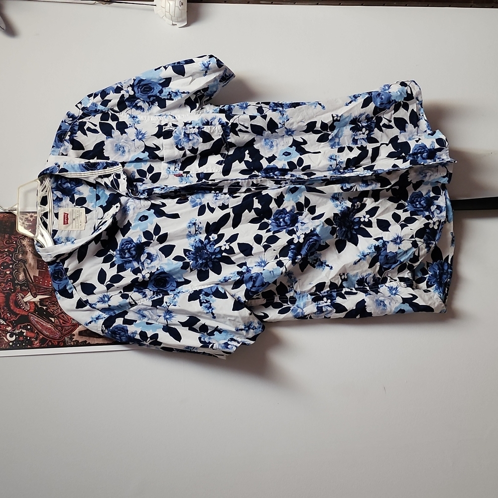 Button up tee shirt